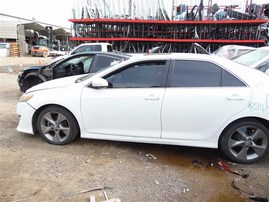 2012 Toyota Camry SE White 3.5L AT #Z24612